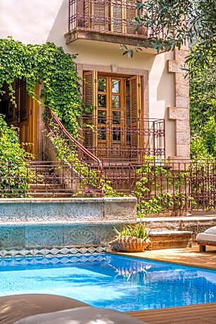 Jade Residence
