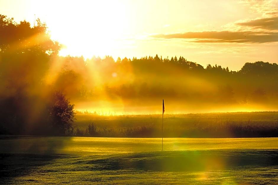 Balmer See – Hotel•Golf•Spa