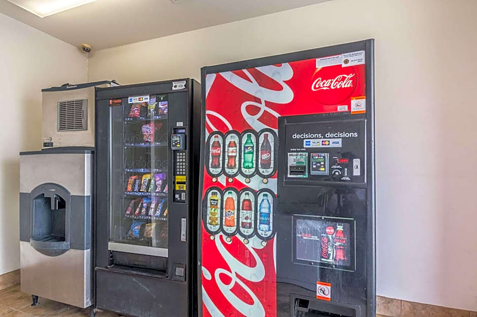 Studio 6 Lubbock, TX