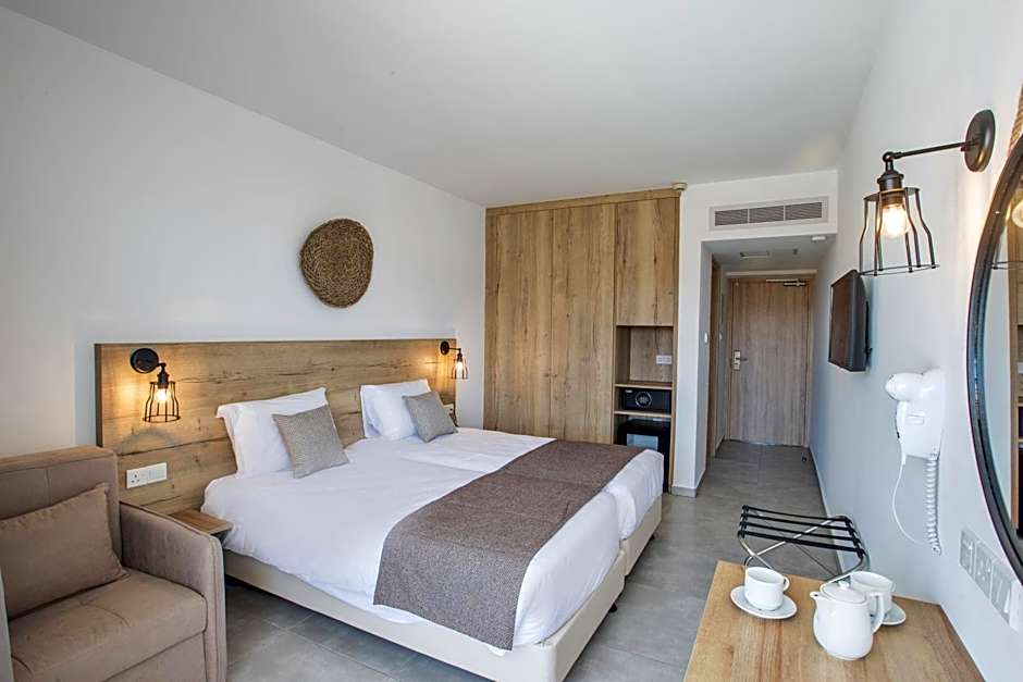 Bohemian Gardens Hotel