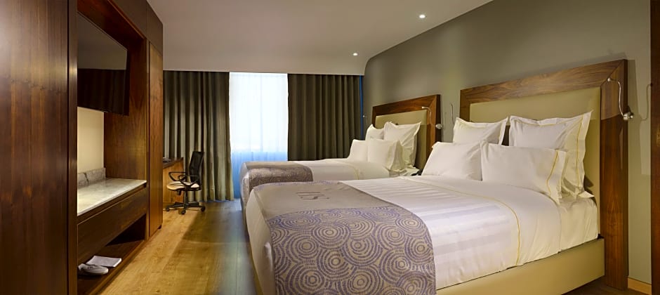 HS HOTSSON Hotel Silao