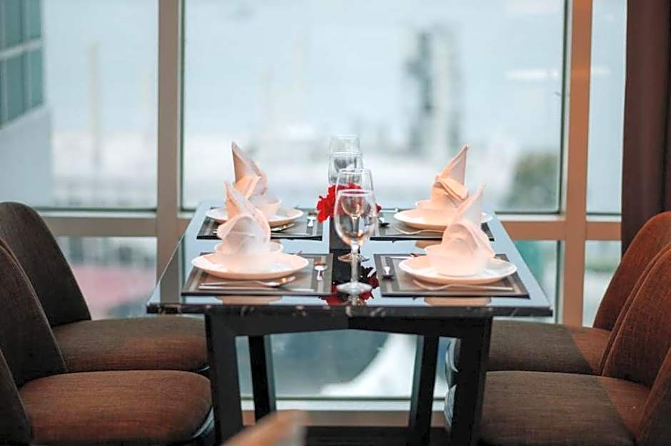 Maritime Luxury Suites