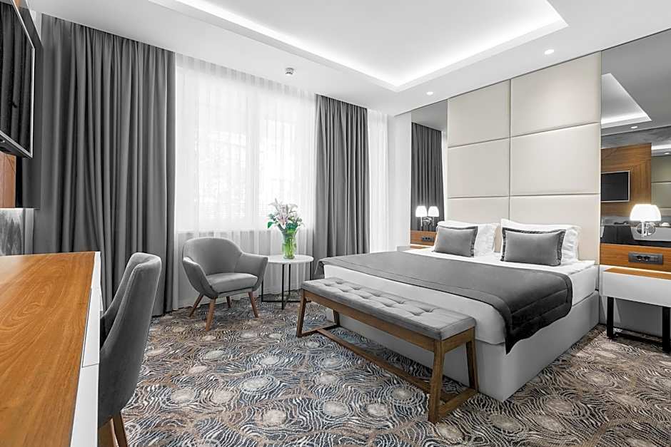 Sky Hotel