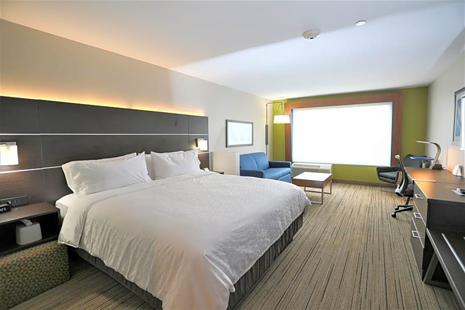 Holiday Inn Express And Suites Forney By IHG