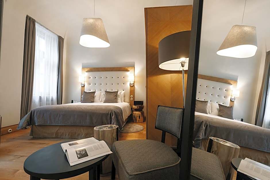 Dome Hotel