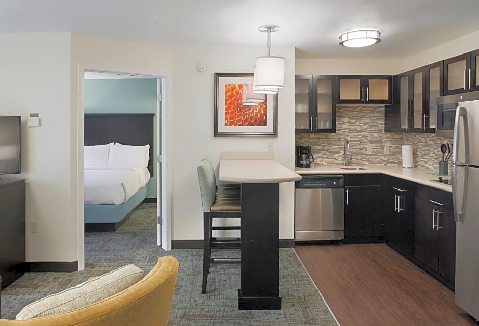 Staybridge Suites Fayetteville