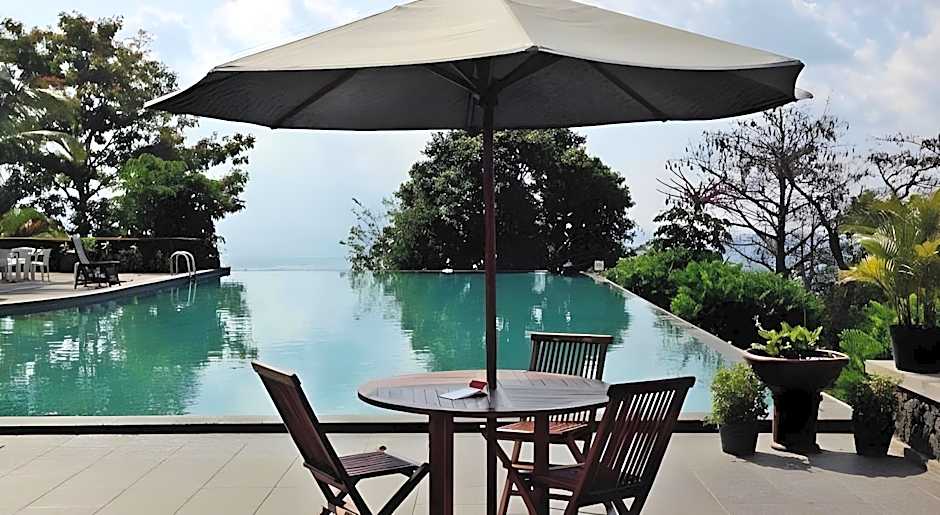 d'Emmerick Salib Putih Hotel Salatiga