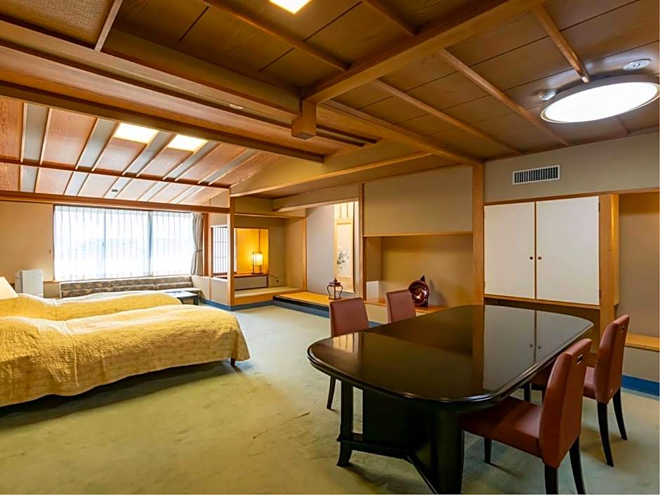Tokiwa Hotel