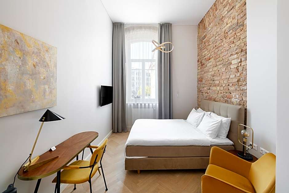 St Casimir Apartments