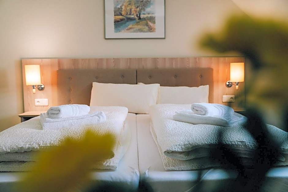 Adelheid Hotel Garni