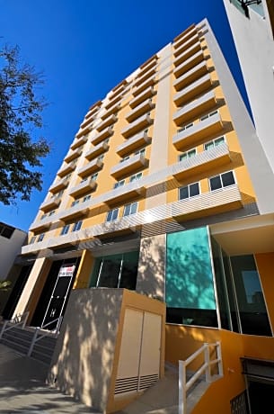 Mont Blanc Suites Duque de Caxias