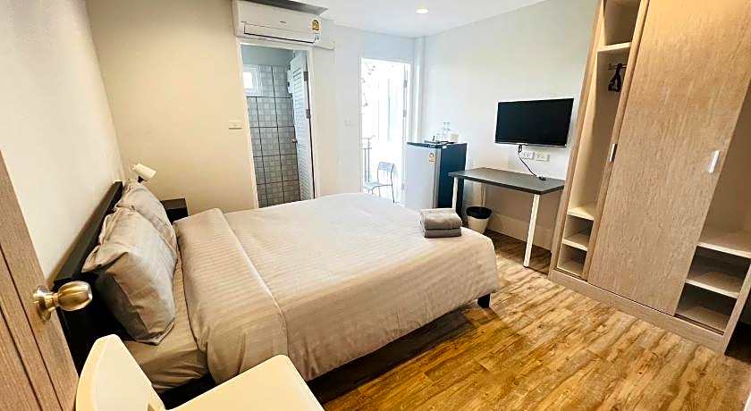 Aree House Poshtel