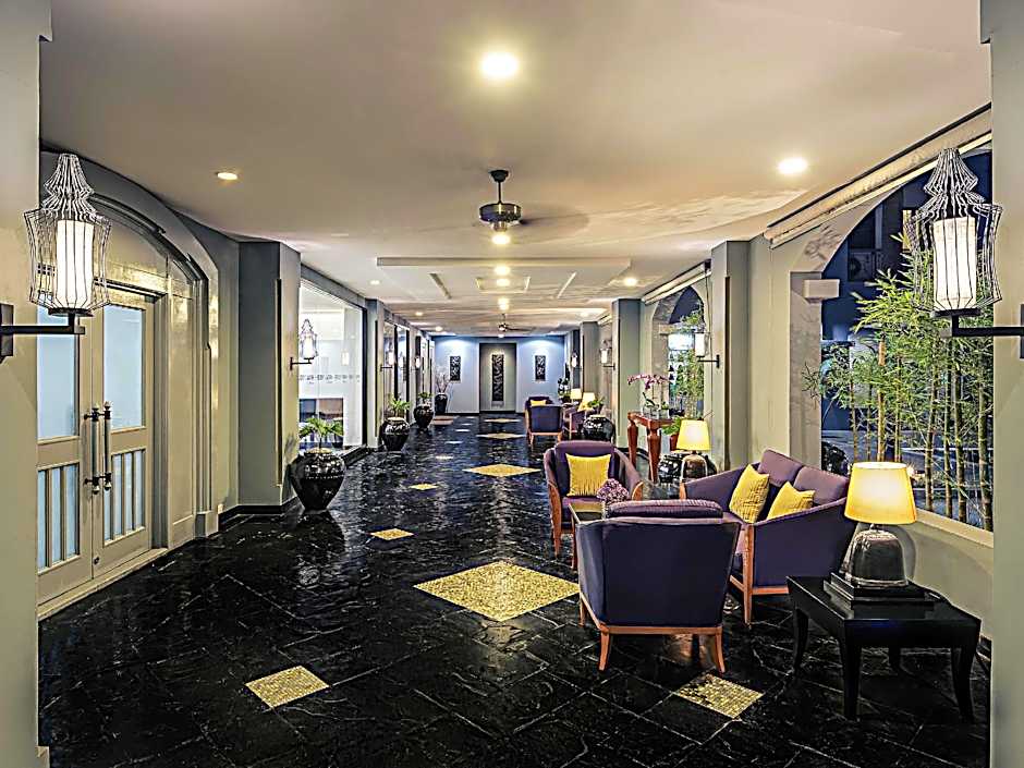 Mercure Yangon Kaba Ay