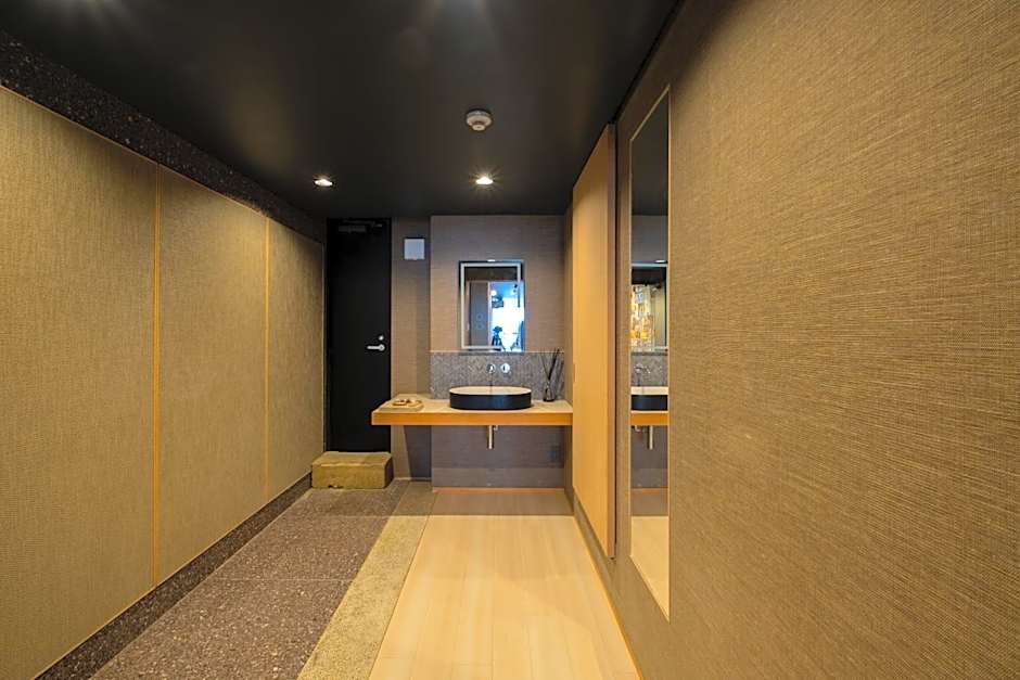 AET & o3 HOTEL