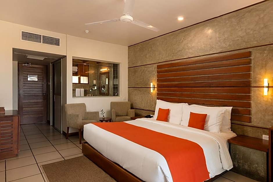 Photo 1 of 4 of Standard Double Room with Sea View - 10% Off at Seaside Social Lounge & Bar & 15% Off on Spa, Black Coral & Center Point Restaurants