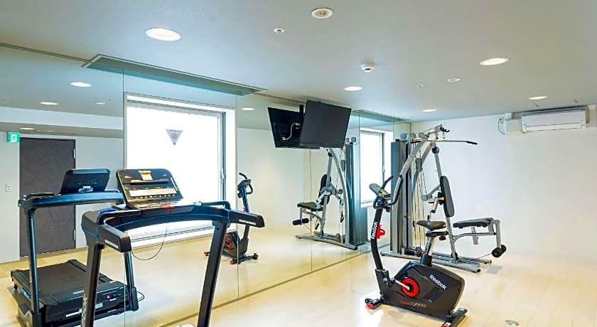 SureStay Plus Hotel by Best Western Shin-Osaka