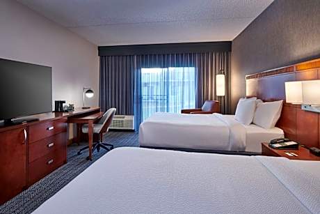 Queen Room with Two Queen Beds and Roll-in Shower - Mobility and Hearing Accessible