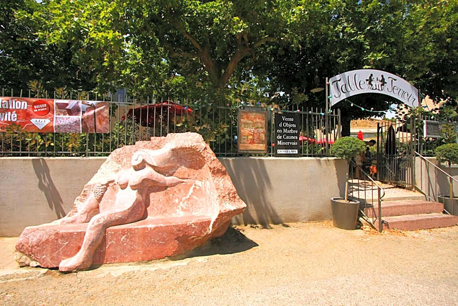 Logis Hotel - Restaurant La Marbrerie