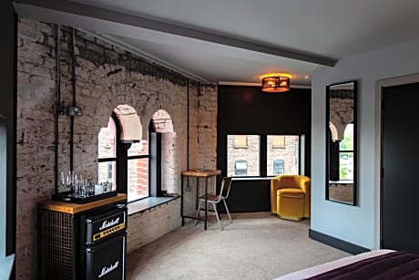 Deluxe Double Room with Bath