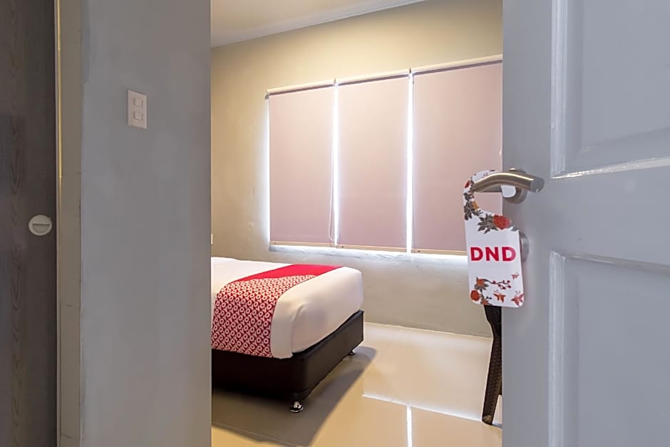 Super OYO 360 Mangaan Residence