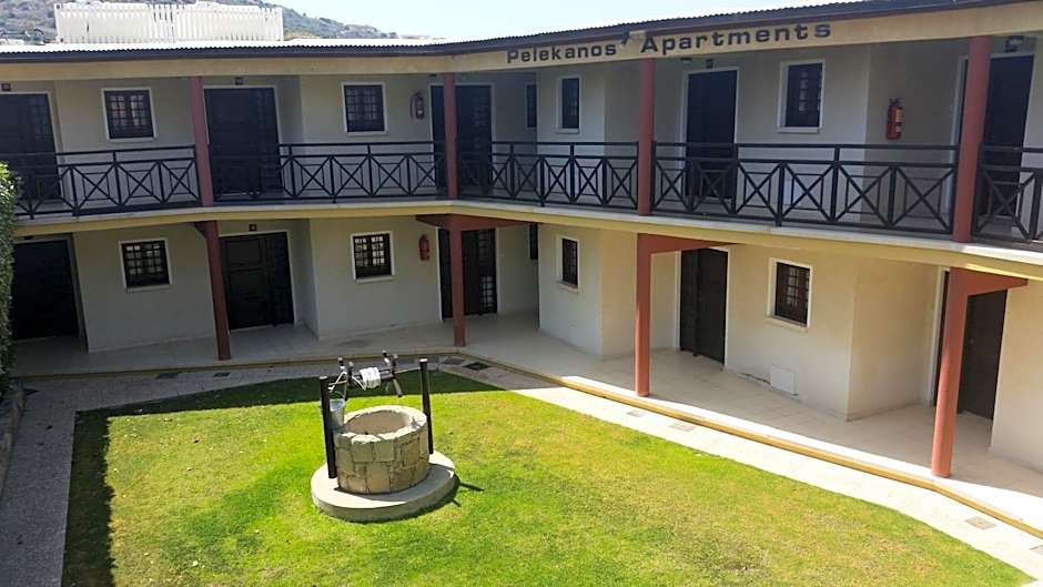 Pelekanos Apartments