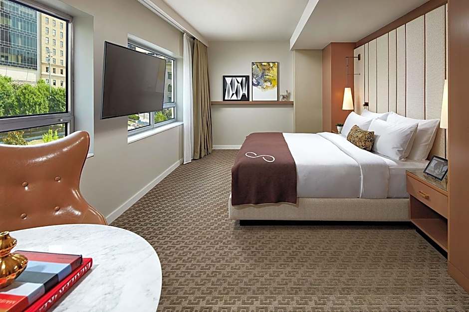 The Statler Dallas, Curio Collection By Hilton