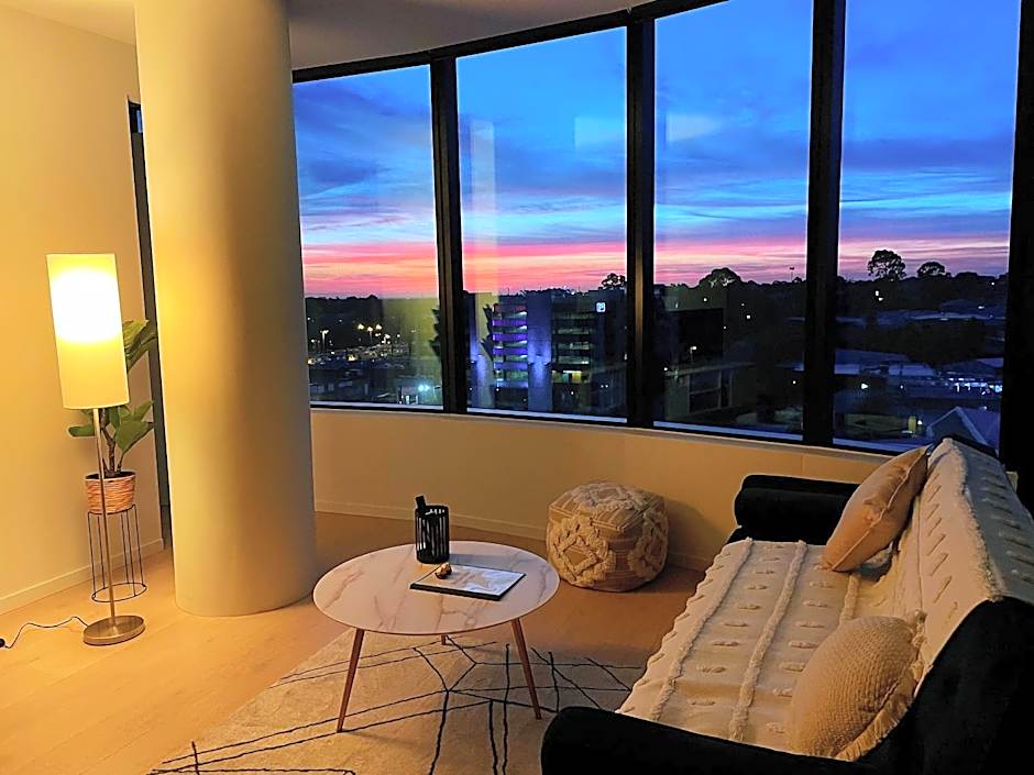 SkyGarden Luxury Condo at The Glen by Live Local