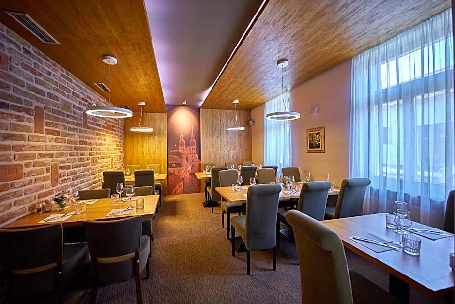 Pension & Restaurant PATRIOT Trnava