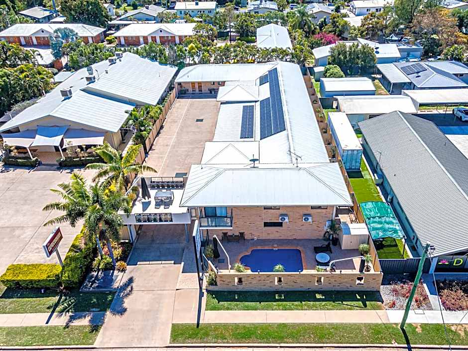 Emerald Central Palms Motel