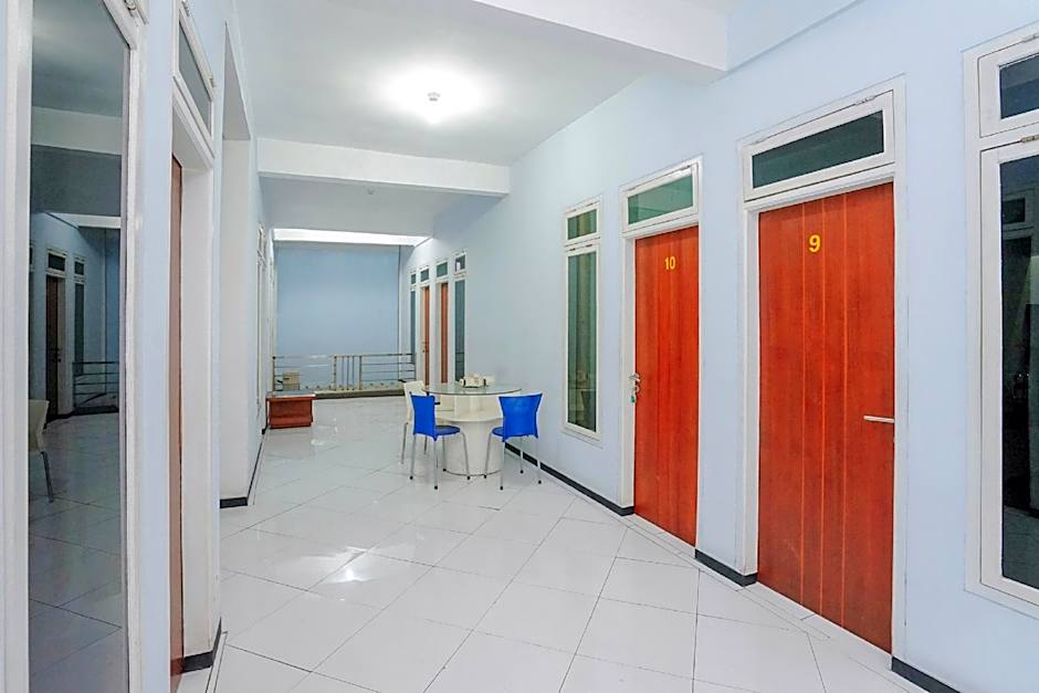 OYO 661 GALAXY HOMESTAY