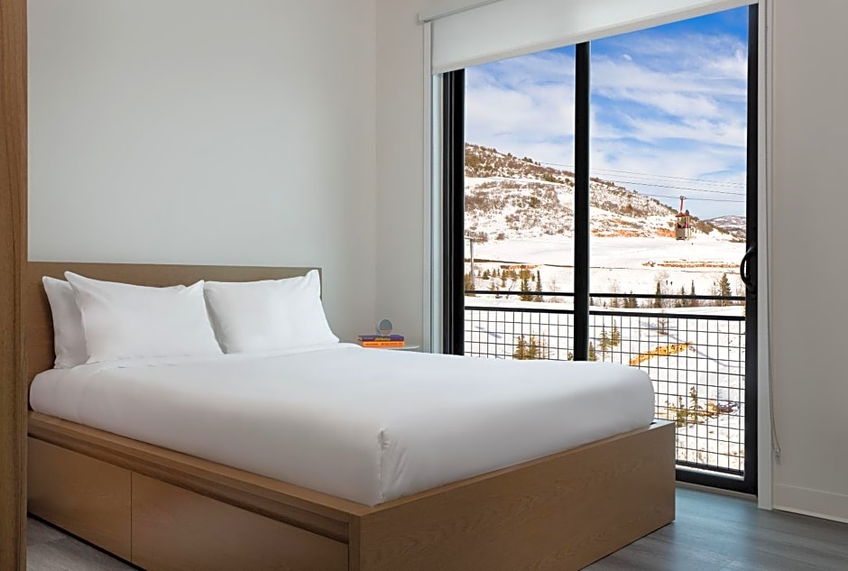 YOTELPAD Park City