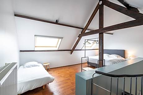 Deluxe Family Suite