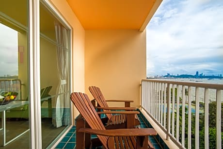 Deluxe Sea View