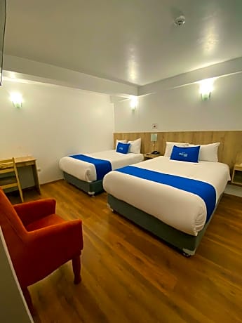 Standard Twin Room B