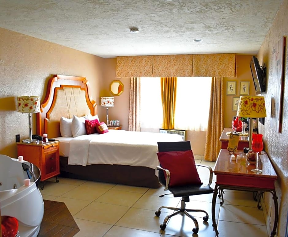 Photo 1 of 46 of Hotel Baja San Diego