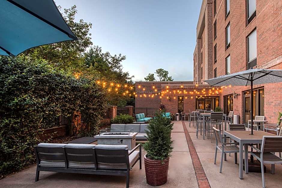 Hampton Inn Wilmington-University Area/Smith Creek Station
