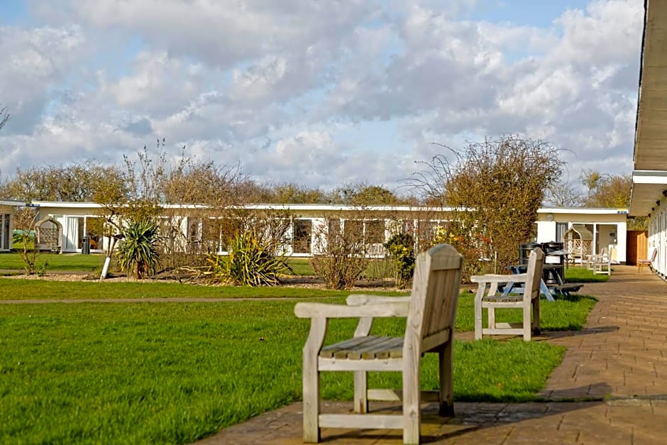 Pakefield Holiday Village - Adults Only