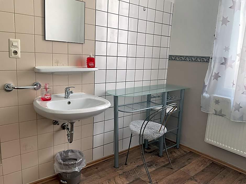 Pension&Hostel Anna - Monteurzimmer