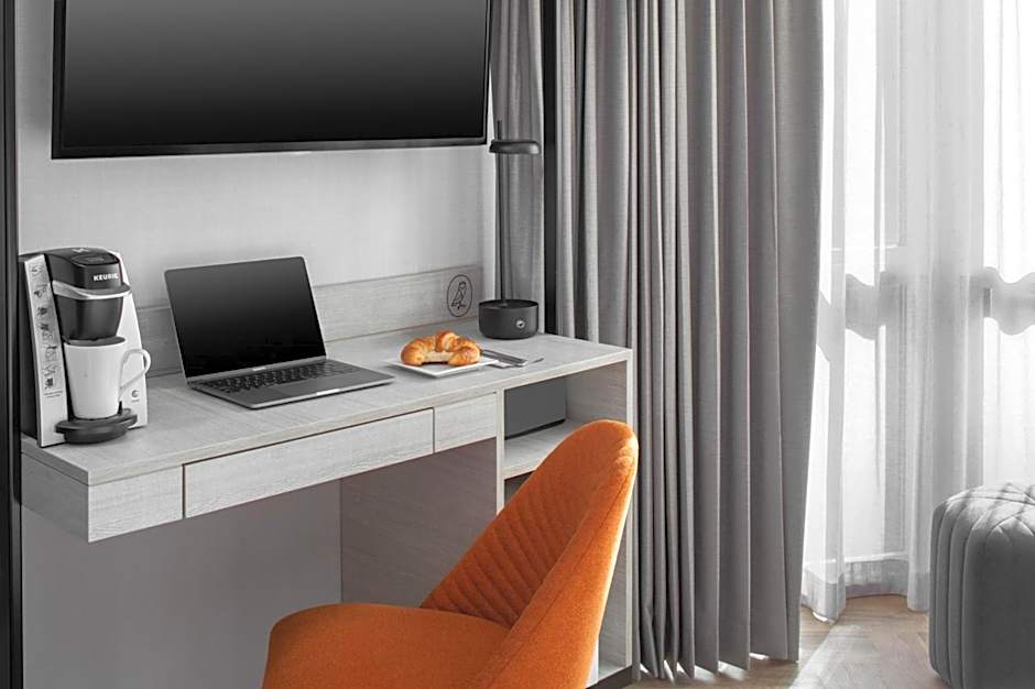 voco Times Square South New York by IHG