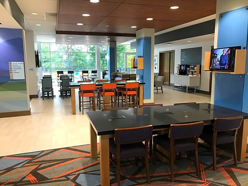 Holiday Inn Express & Suites Greenville SE - Simpsonville, an IHG Hotel