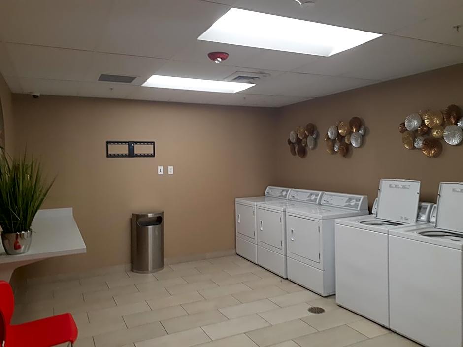 Simple Suites Boise Airport