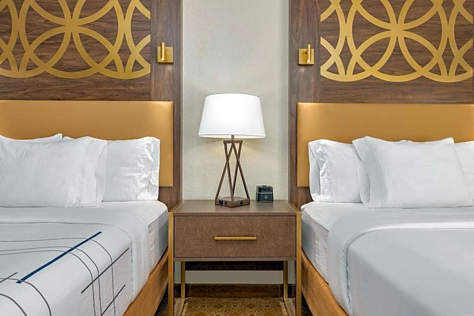 La Quinta Inn & Suites by Wyndham Marble Falls