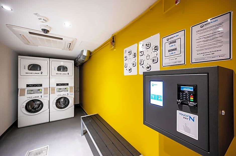 Staycity Aparthotels Paris La Defense