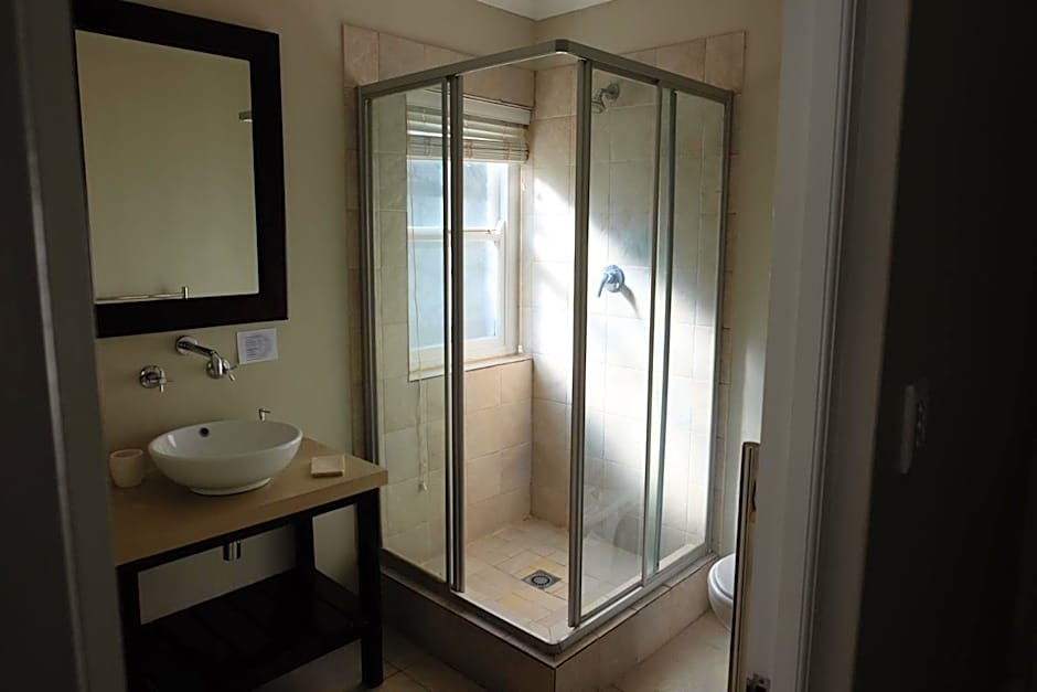 11 WESTCLIFF RENTALS