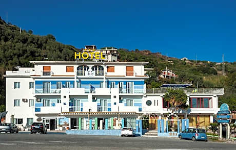 Hotel La Carruba