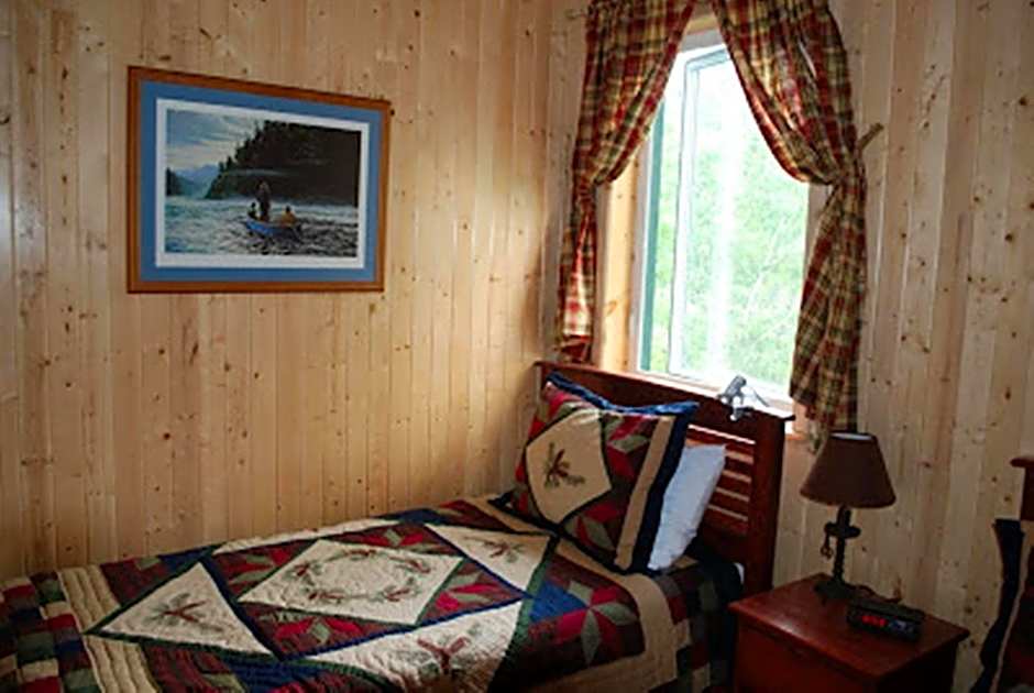 Auberge de la Rivière Matapédia - Matapédia River Lodge