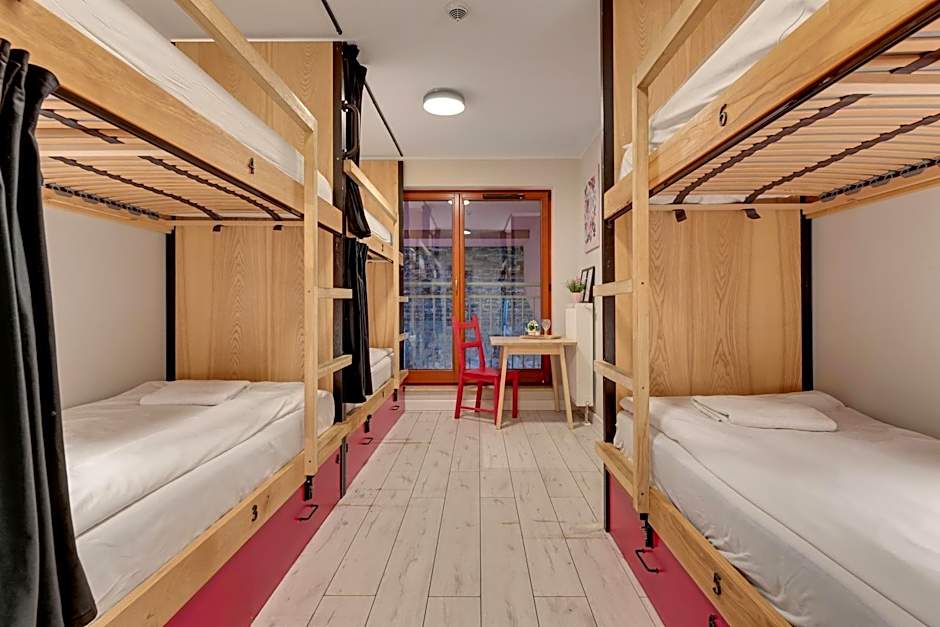 WaterLane Island Hostel&Apartments