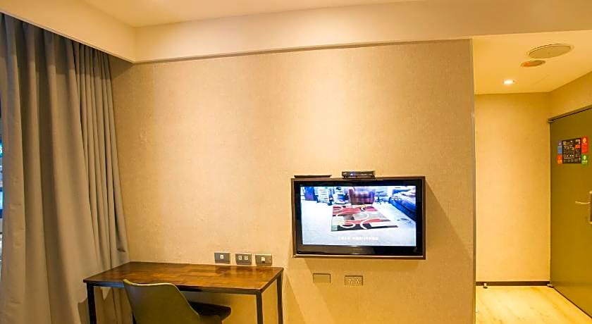 Just Live Inn-Taipei Station