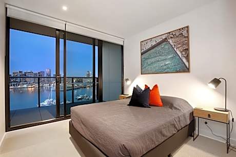 Orange Stay at Collins Wharf