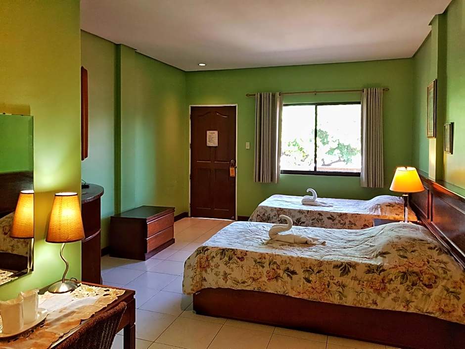 Playa Papagayo Beach Inn